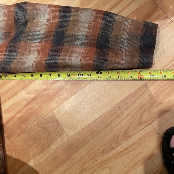 American Eagle Plaid Flannel Shirt Jacket / Shacket - fur lined - Sz M - Picture 5 of 9